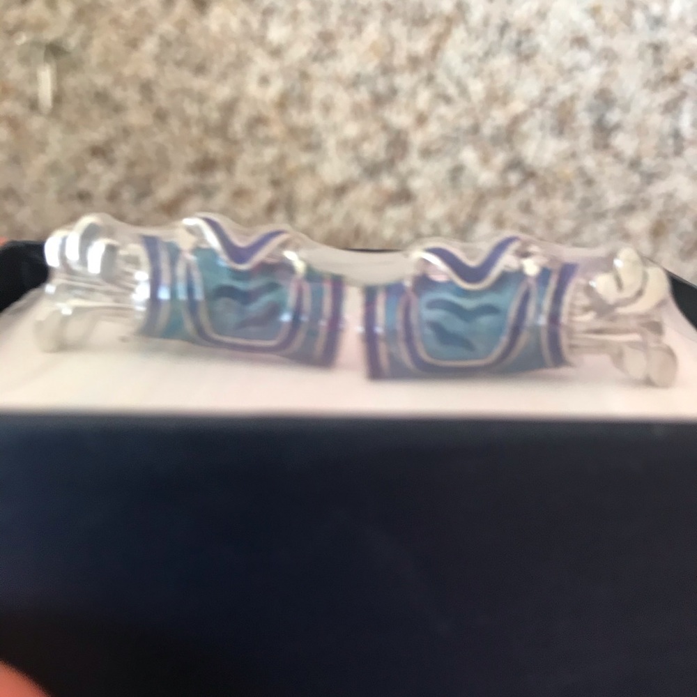 Cuff links - Picture 3 of 3